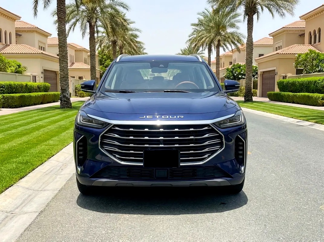  Jetour X70 — photo 1