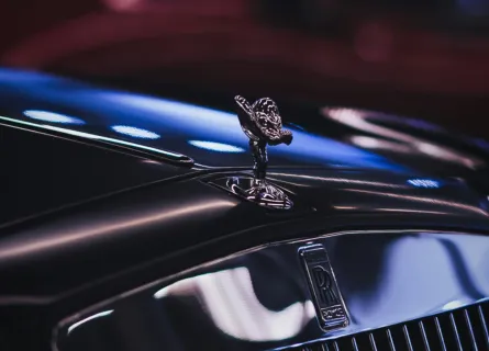 Best luxury supercar rental Dubai — exotic cars available now